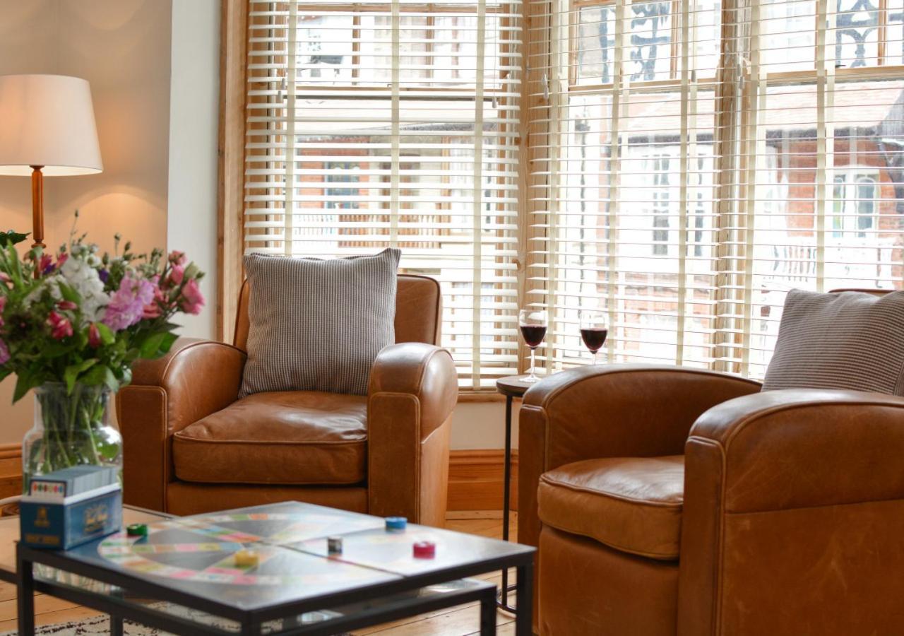 Stones Throw Villa Cromer Bagian luar foto