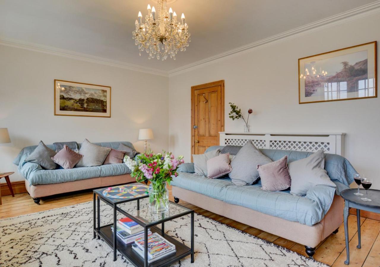 Stones Throw Villa Cromer Bagian luar foto
